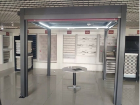 壽光展廳內使用翻版涼亭